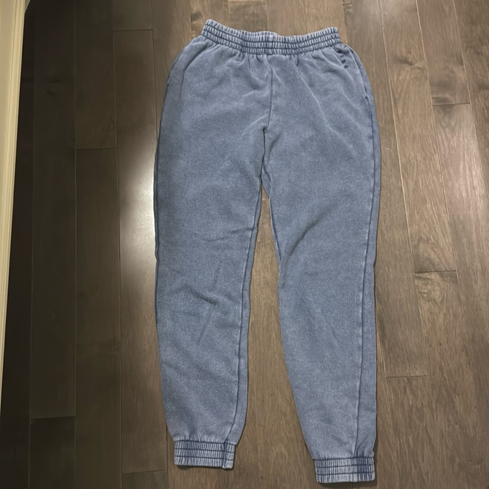 Victoria’s Secret pink sweatpant